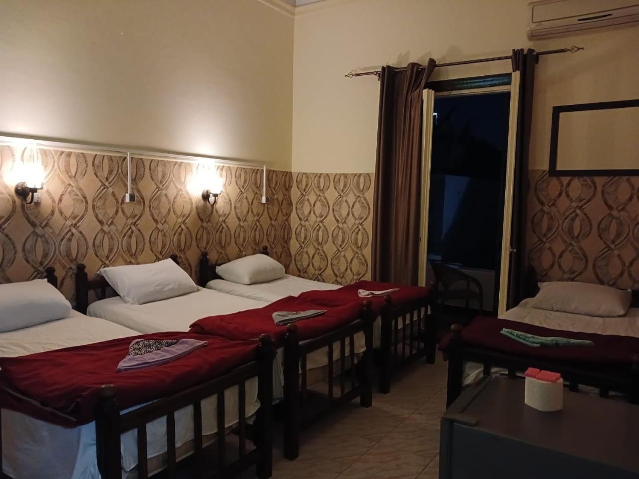 New Palace 2* Kairo